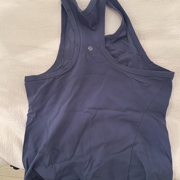 Lululemon workout tank top - Picture 2 of 2